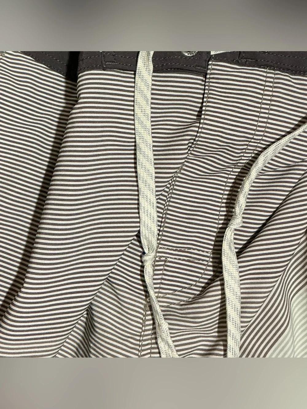 Vuori Cruise Boardshorts 38 Striped Swim Trunks